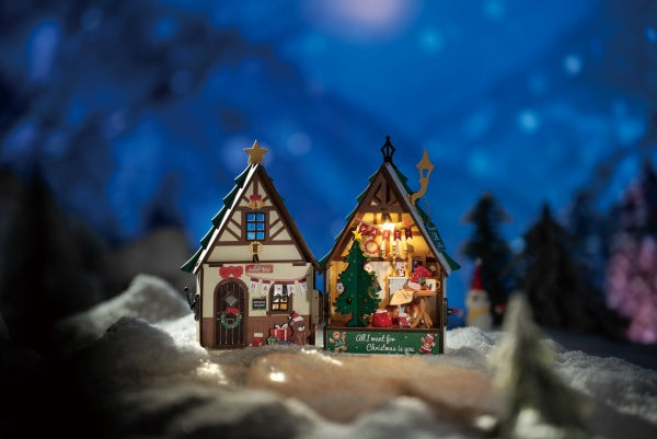 Rolife - DS036 Twinkling Christmas House - DIY Dollhouse Kit