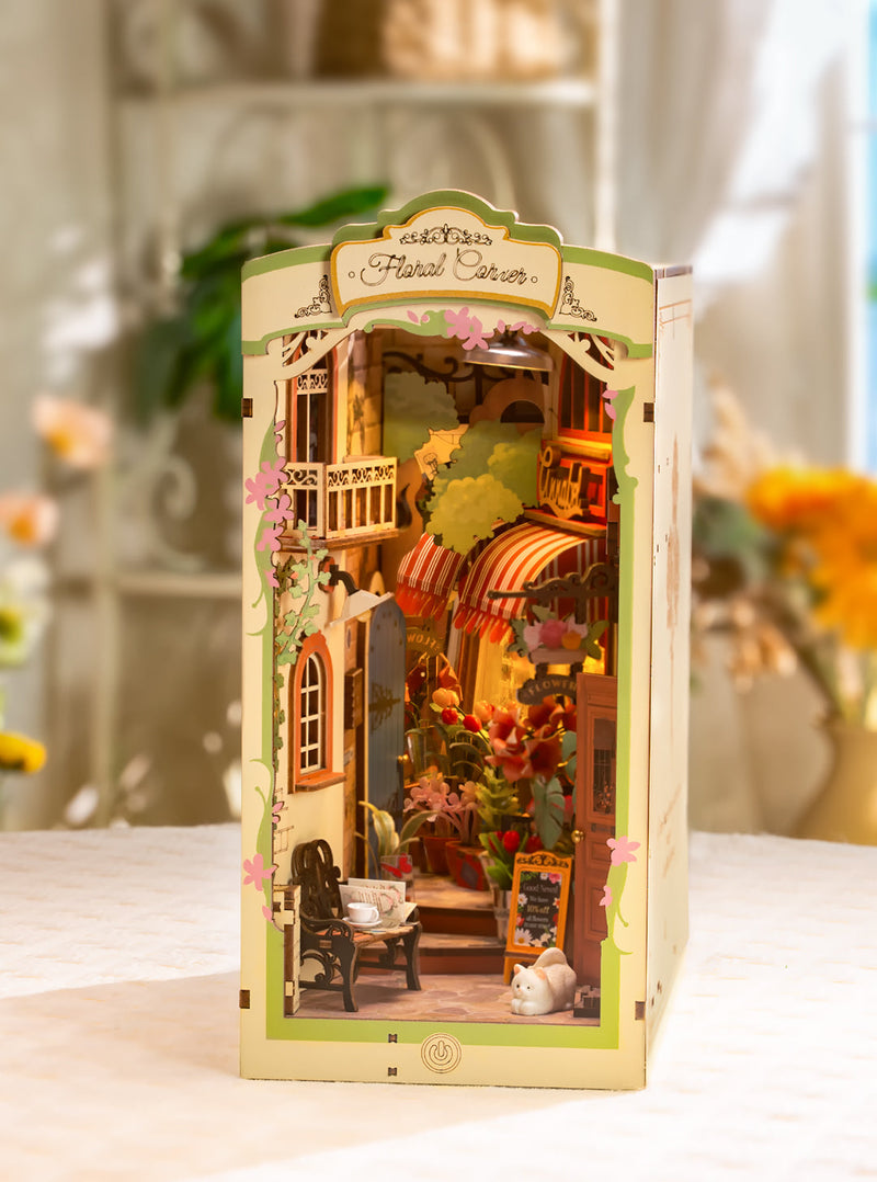 Rolife -TGB09 Floral Corner - DIY Book Nook