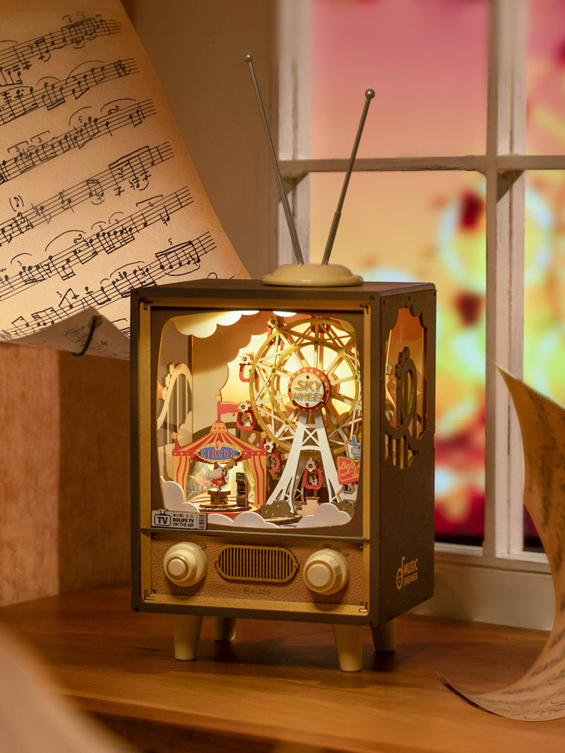 RT-AMT01 Sunset Carnival Music Box